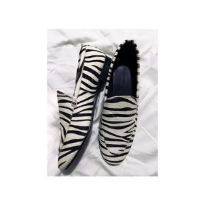 Comfortable Zebra Print flats (worn only Once)